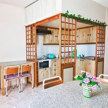 Marsalforn Seaview Apartment In A Quiet Area Qbajjar Exterior photo