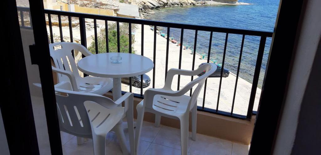 Marsalforn Seaview Apartment In A Quiet Area Qbajjar Exterior photo